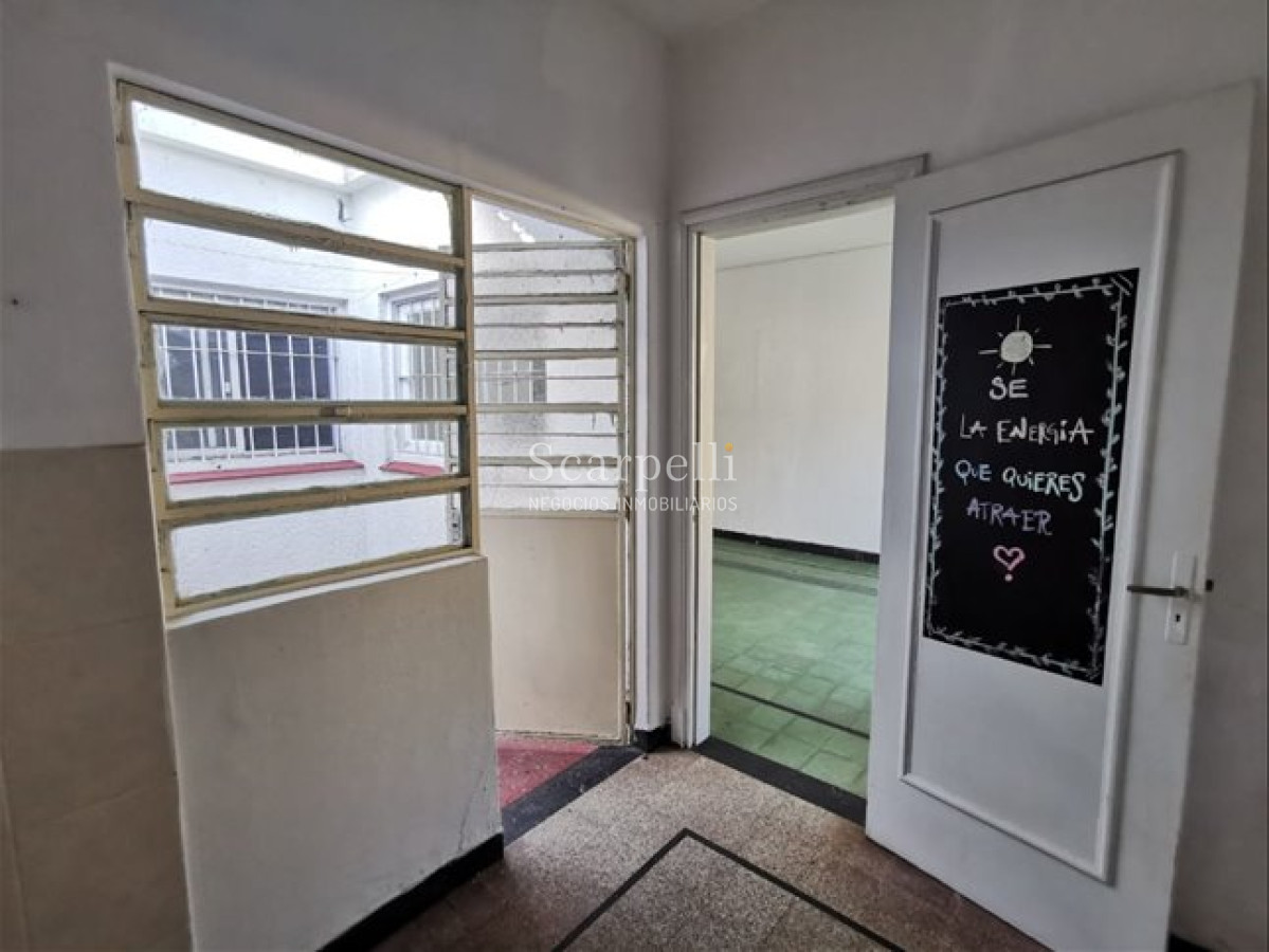 Apartamento ID.8 - Alquiler Villa Española 1 Planta 2 Dormitorios Amplios Pati