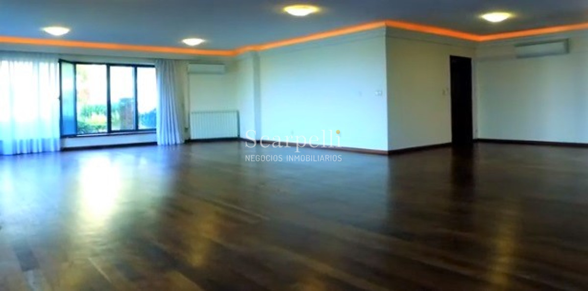 Apartamento ID.25783 - Suntuoso apartamento en Rambla de Carrasco con finas terminaciones y muy próximo a Hotel Casino y Arocena.-