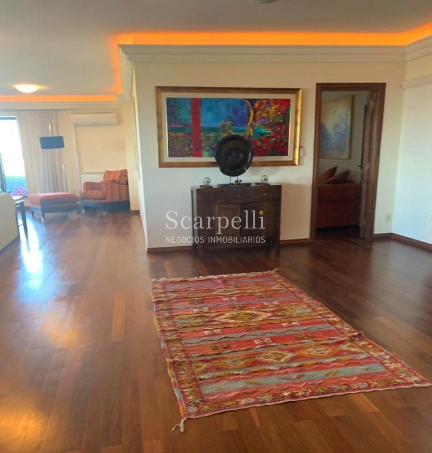 Apartamento ID.25783 - Suntuoso apartamento en Rambla de Carrasco con finas terminaciones y muy próximo a Hotel Casino y Arocena.-