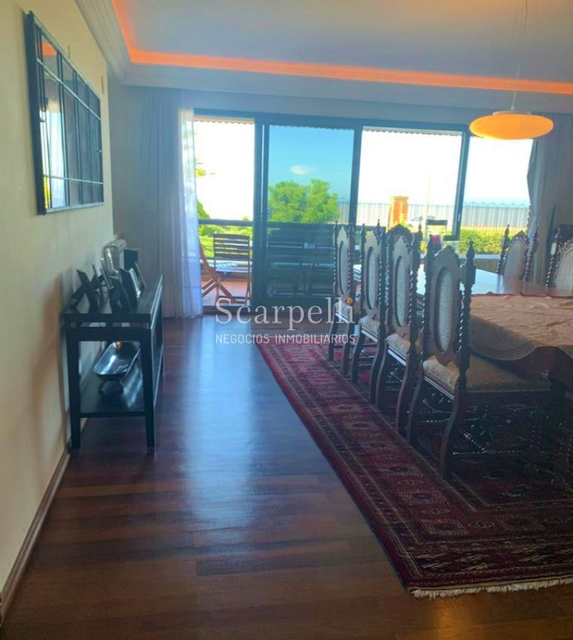 Apartamento ID.25783 - Suntuoso apartamento en Rambla de Carrasco con finas terminaciones y muy próximo a Hotel Casino y Arocena.-