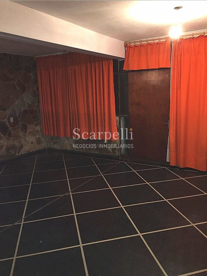 Apartamento ID.26284 - Propiedad Horizontal de Bajos al frente en estupendo entorno verde de Malvín 3 dorm + gge.-