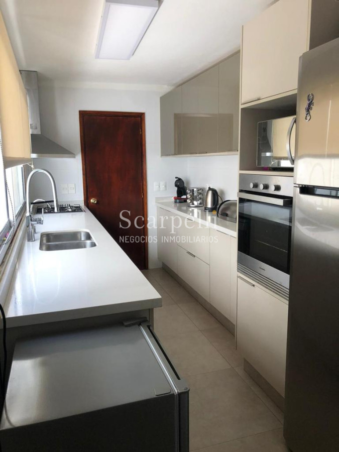 Apartamento ID.26828 - Villa Biarritz Amplio Apartamento 3 dormitorios + Buen Servicio Muy Próximo Rambla y Plaza Biarritz