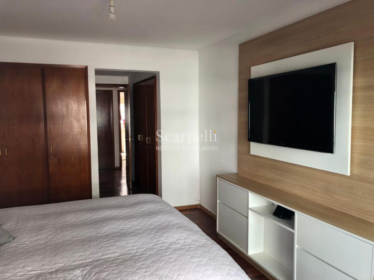 Apartamento ID.26828 - Villa Biarritz Amplio Apartamento 3 dormitorios + Buen Servicio Muy Próximo Rambla y Plaza Biarritz