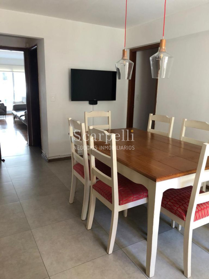Apartamento ID.26828 - Villa Biarritz Amplio Apartamento 3 dormitorios + Buen Servicio Muy Próximo Rambla y Plaza Biarritz