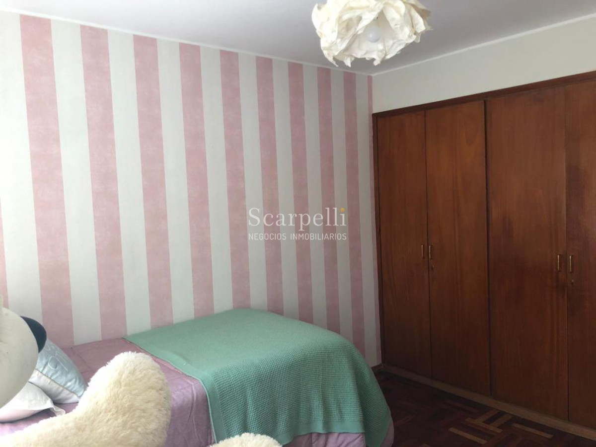 Apartamento ID.26828 - Villa Biarritz Amplio Apartamento 3 dormitorios + Buen Servicio Muy Próximo Rambla y Plaza Biarritz