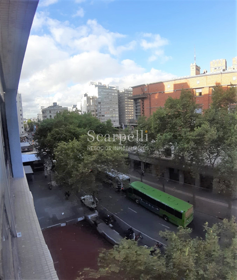 Apartamento ID.27021 - Ejido y San José: Piso Alto todo al frente con estupenda Vista y mucha luz