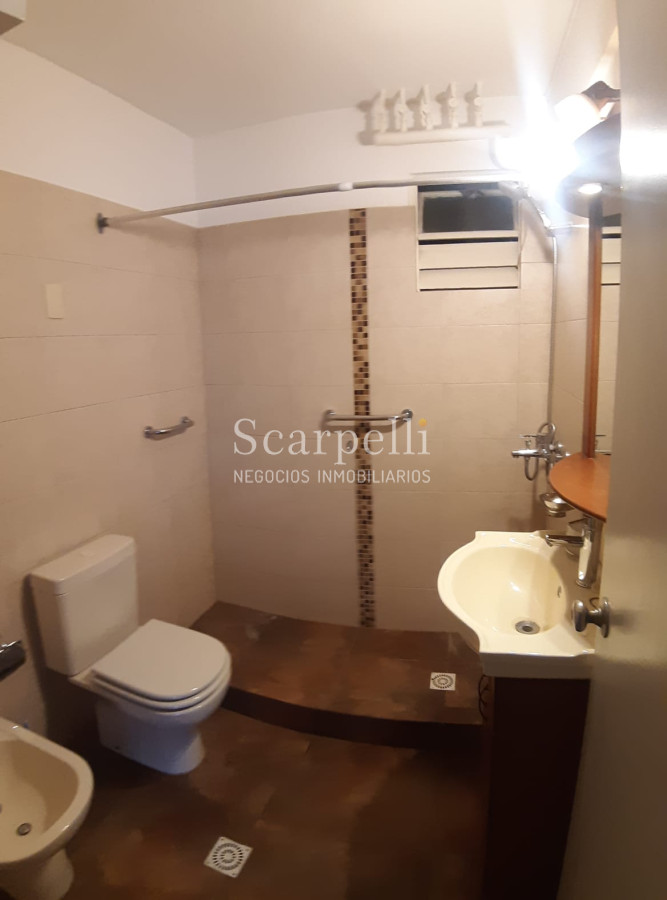 Apartamento ID.27021 - Ejido y San José: Piso Alto todo al frente con estupenda Vista y mucha luz