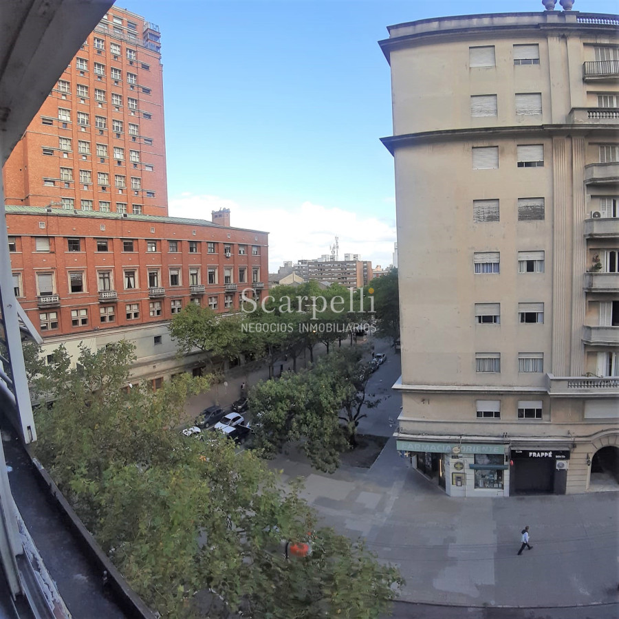 Apartamento ID.27021 - Ejido y San José: Piso Alto todo al frente con estupenda Vista y mucha luz