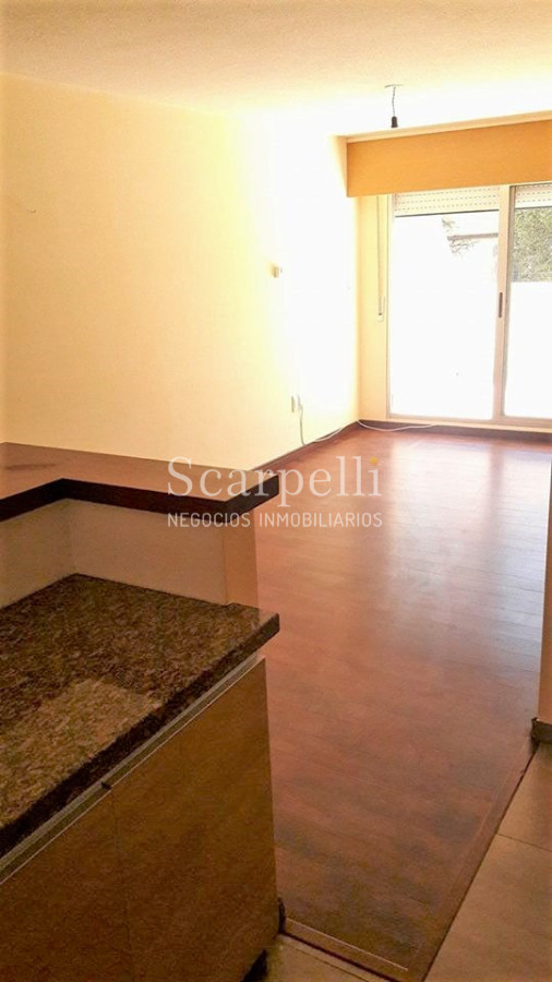 Apartamento ID.27260 - Benito Blanco: Excelente contrafrente con todo el sol a pasos de la Rambla y Av. Brasil.-