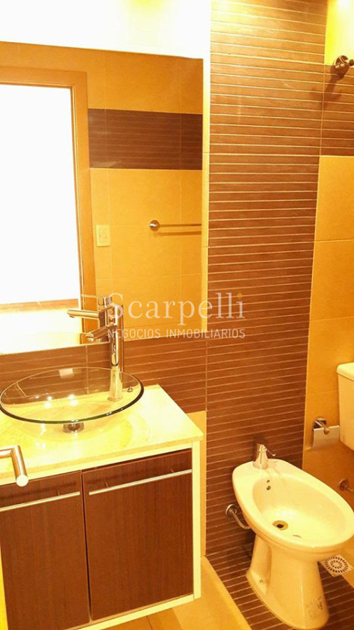 Apartamento ID.27260 - Benito Blanco: Excelente contrafrente con todo el sol a pasos de la Rambla y Av. Brasil.-