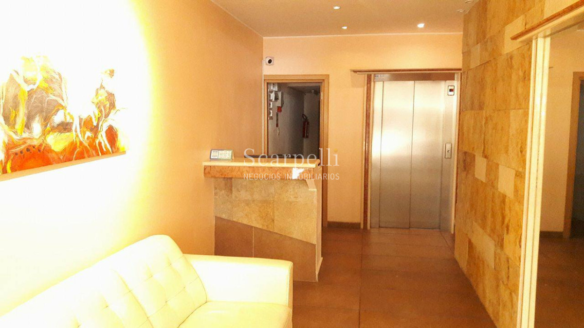 Apartamento ID.27260 - Benito Blanco: Excelente contrafrente con todo el sol a pasos de la Rambla y Av. Brasil.-