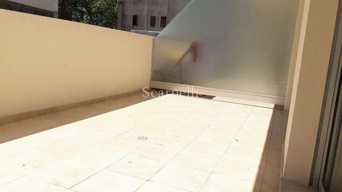 Apartamento ID.27260 - Benito Blanco: Excelente contrafrente con todo el sol a pasos de la Rambla y Av. Brasil.-