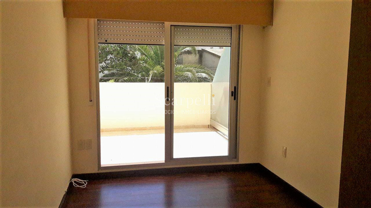 Apartamento ID.27260 - Benito Blanco: Excelente contrafrente con todo el sol a pasos de la Rambla y Av. Brasil.-
