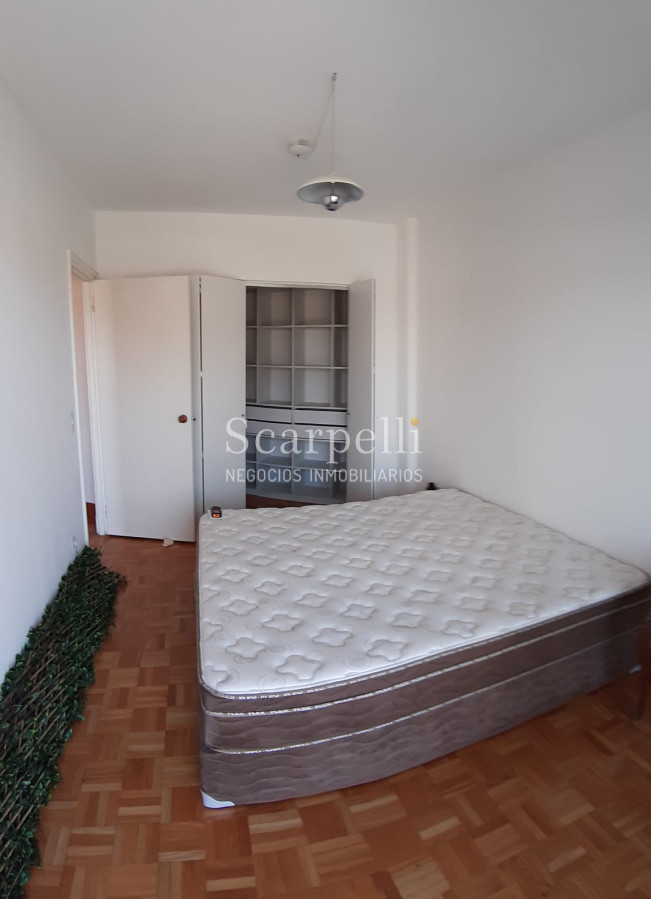 Apartamento ID.27313 - Apartamento en Carrasco tradicional con vista a la Rambla y muy próximo al Hotel Casino Carrasco