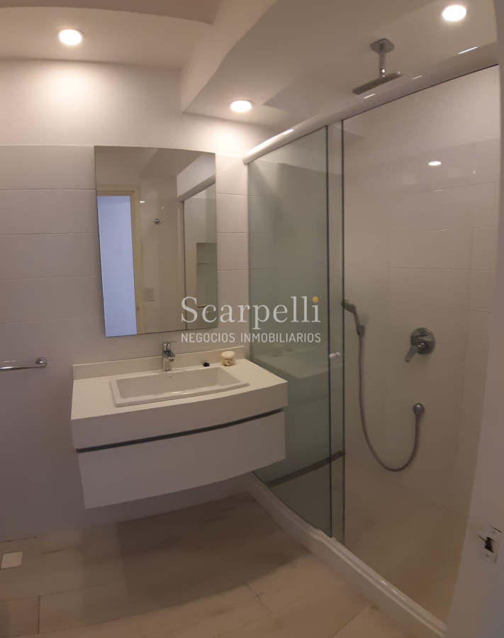 Apartamento ID.27313 - Apartamento en Carrasco tradicional con vista a la Rambla y muy próximo al Hotel Casino Carrasco