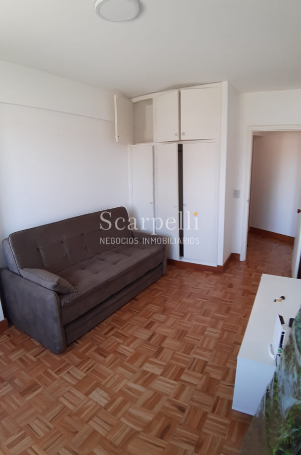 Apartamento ID.27313 - Apartamento en Carrasco tradicional con vista a la Rambla y muy próximo al Hotel Casino Carrasco