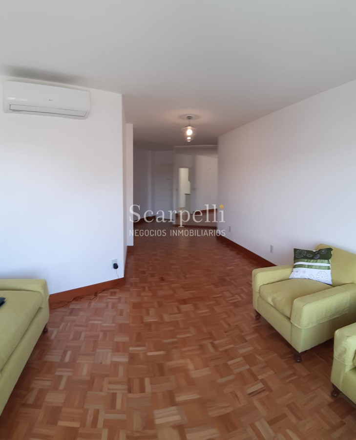 Apartamento ID.27313 - Apartamento en Carrasco tradicional con vista a la Rambla y muy próximo al Hotel Casino Carrasco