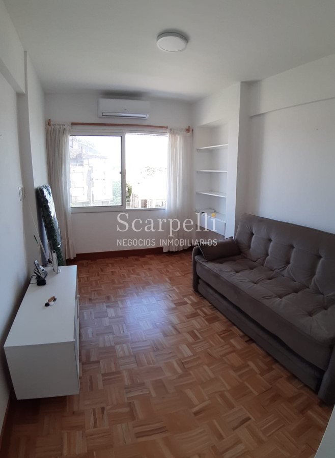 Apartamento ID.27313 - Apartamento en Carrasco tradicional con vista a la Rambla y muy próximo al Hotel Casino Carrasco