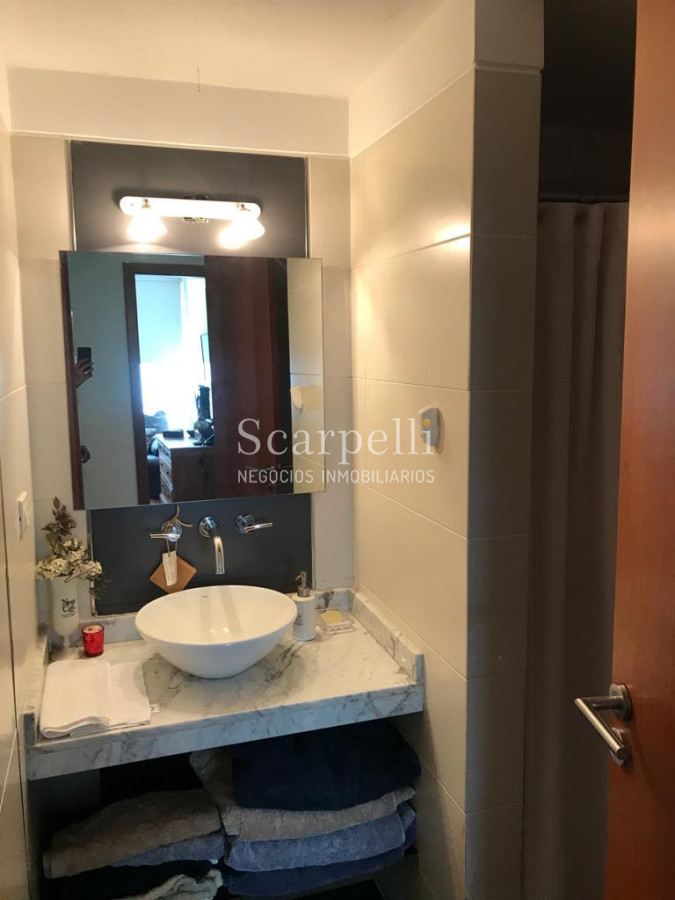 Apartamento ID.27455 - Buen Apartamento en Rincón del Lago con jardín propio y salida al lago: Av. de las Américas prox. Parque Miramar.