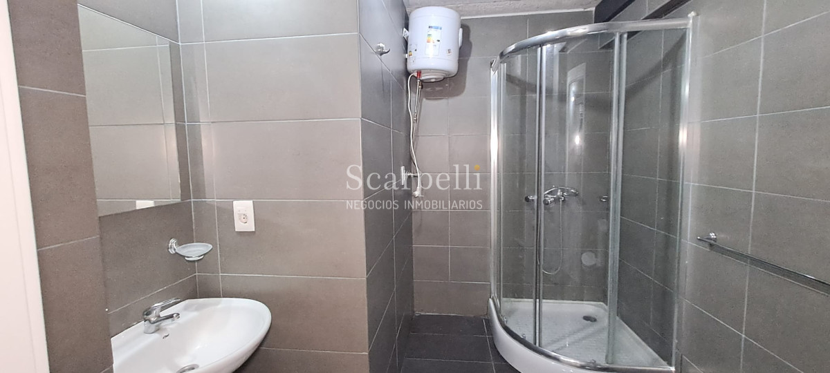 Apartamento ID.27663 - Venta Apartamento con y sin Renta: Nuevo: 21 de Setiembre y Blvar España con Vista 1 dormitorio definidio Cocina semi equipada