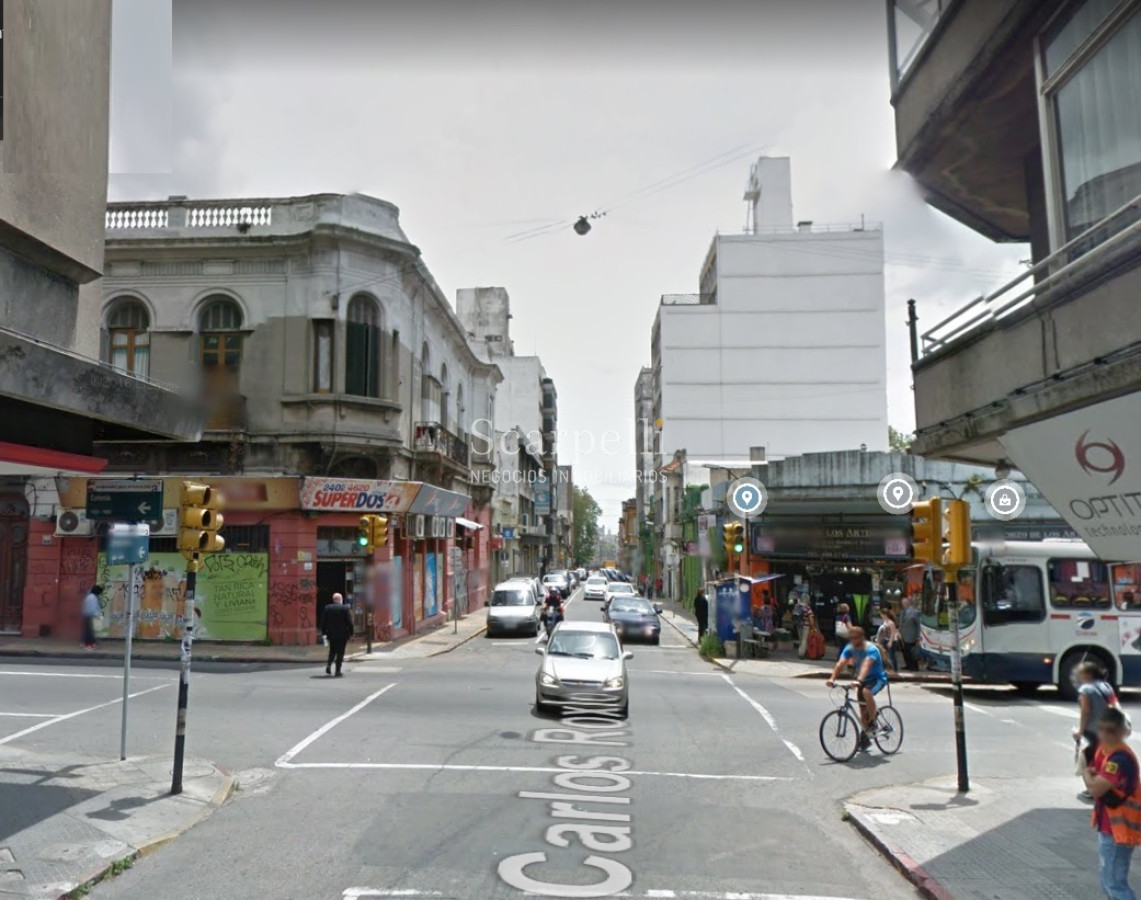 Apartamento ID.28868 - Apto Ideal para Rentar: Planta Baja al frente totalmente reciclado a nuevo de 2 dormitorios con patio.-