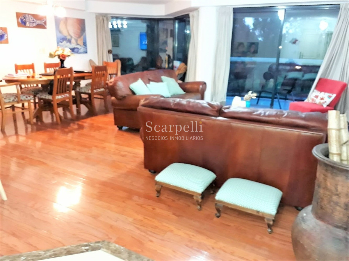 Apartamento ID.28914 - Apartamento Frente al Club de Golf con estupendo entorno verde Próximo Rambla & Shopping Punta Carretas: Inmejorable Vista y Tranquilidad.-