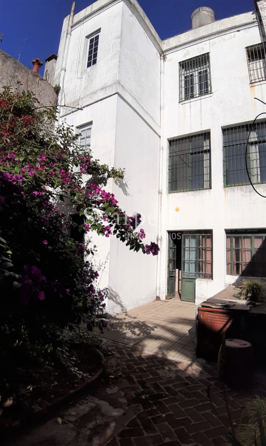 Apartamento ID.29206 - Aguada: Venta Antiguo Hotel sobre calle Agraciada próximo a Palacio Legislativo & Aguada Park