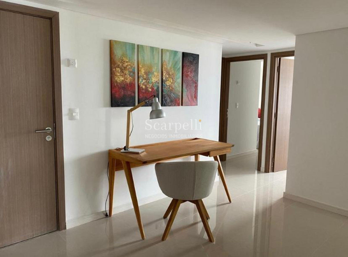 Apartamento ID.29913 - Parada 10 Brava Piso alto con gran vista al mar