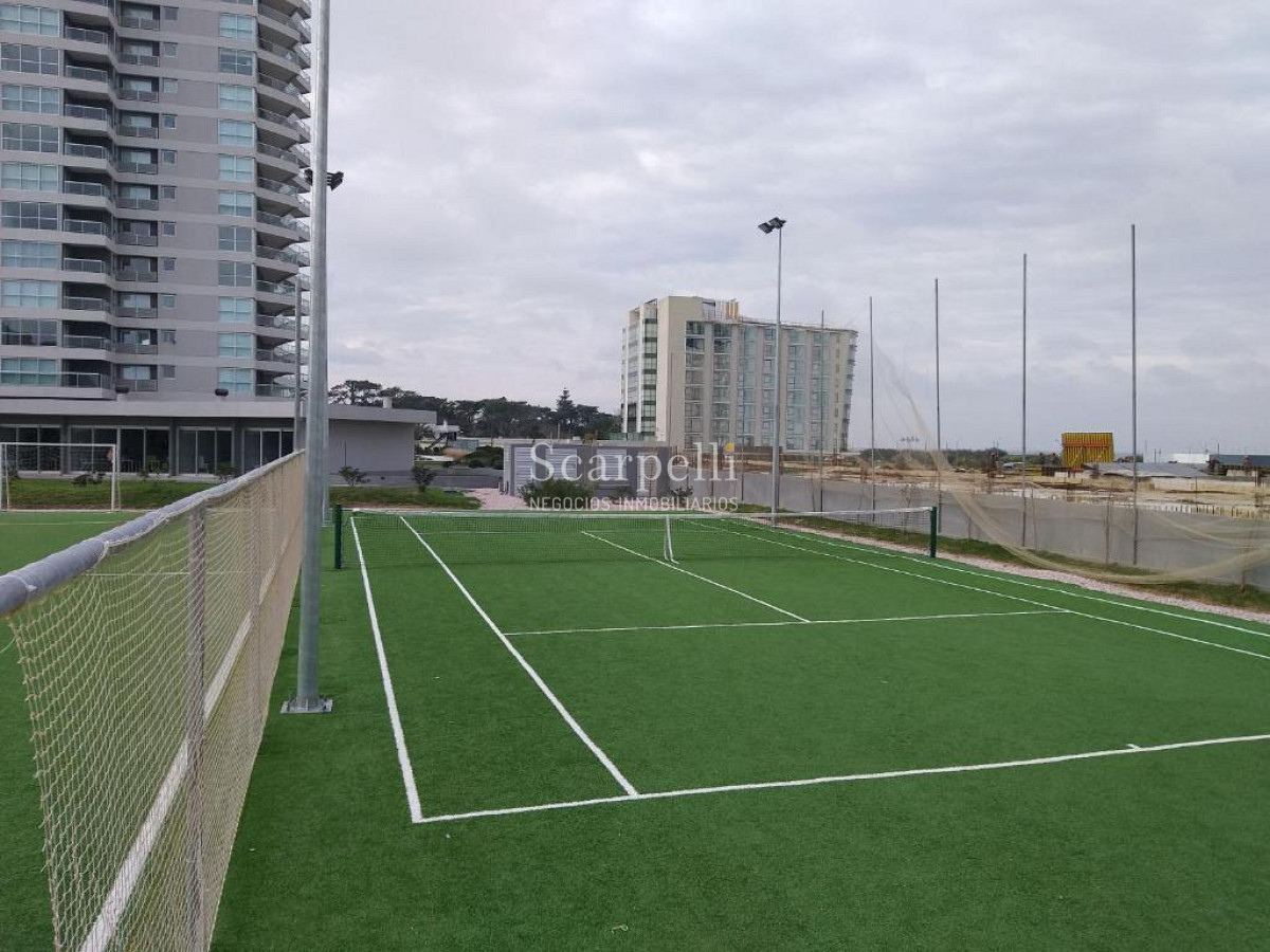 Apartamento ID.29913 - Parada 10 Brava Piso alto con gran vista al mar