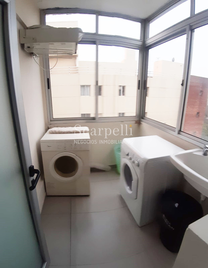Apartamento ID.30931 - VENTA APARTAMENTO PENTHOUSE POCITOS 3 DORMITORIOS GRANDES TERRAZAS GARAGE DOBLE