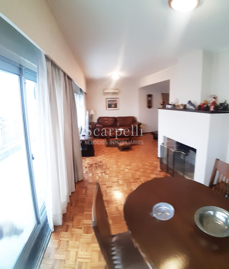 Apartamento ID.30931 - VENTA APARTAMENTO PENTHOUSE POCITOS 3 DORMITORIOS GRANDES TERRAZAS GARAGE DOBLE