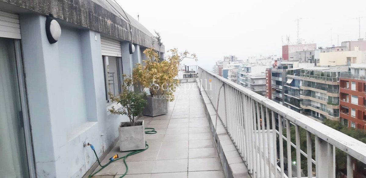 Apartamento ID.30931 - VENTA APARTAMENTO PENTHOUSE POCITOS 3 DORMITORIOS GRANDES TERRAZAS GARAGE DOBLE