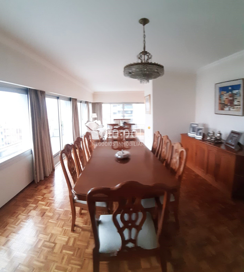 Apartamento ID.30931 - VENTA APARTAMENTO PENTHOUSE POCITOS 3 DORMITORIOS GRANDES TERRAZAS GARAGE DOBLE