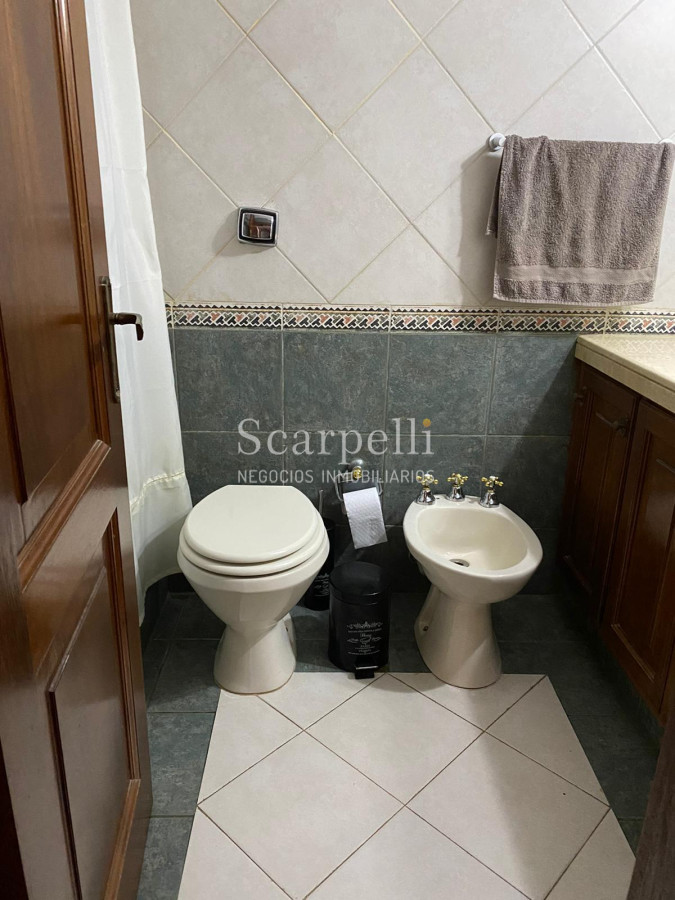 Apartamento ID.31742 - Venta Apartamento Malvin 2 dormitorios 2 baños Cochera Rambla Próximo