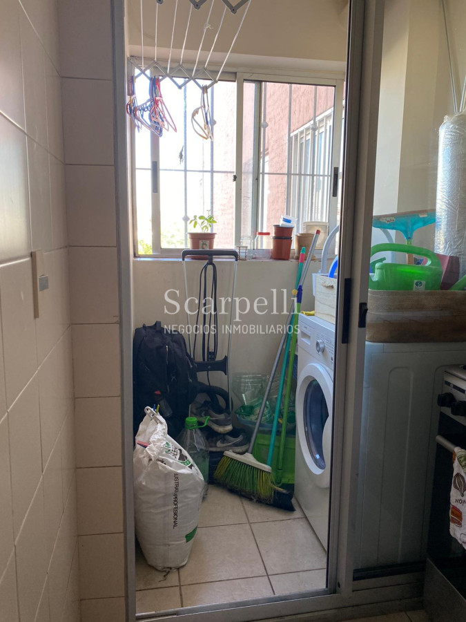 Apartamento ID.31742 - Venta Apartamento Malvin 2 dormitorios 2 baños Cochera Rambla Próximo