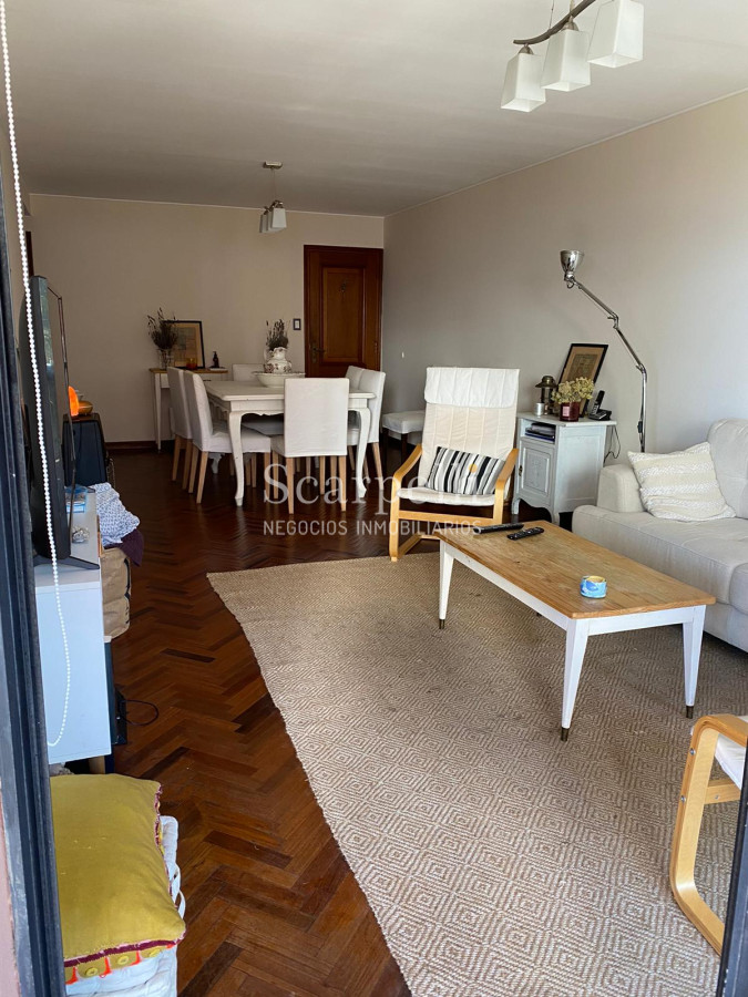 Apartamento ID.31742 - Venta Apartamento Malvin 2 dormitorios 2 baños Cochera Rambla Próximo