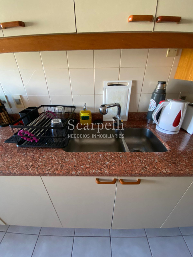 Apartamento ID.31742 - Venta Apartamento Malvin 2 dormitorios 2 baños Cochera Rambla Próximo