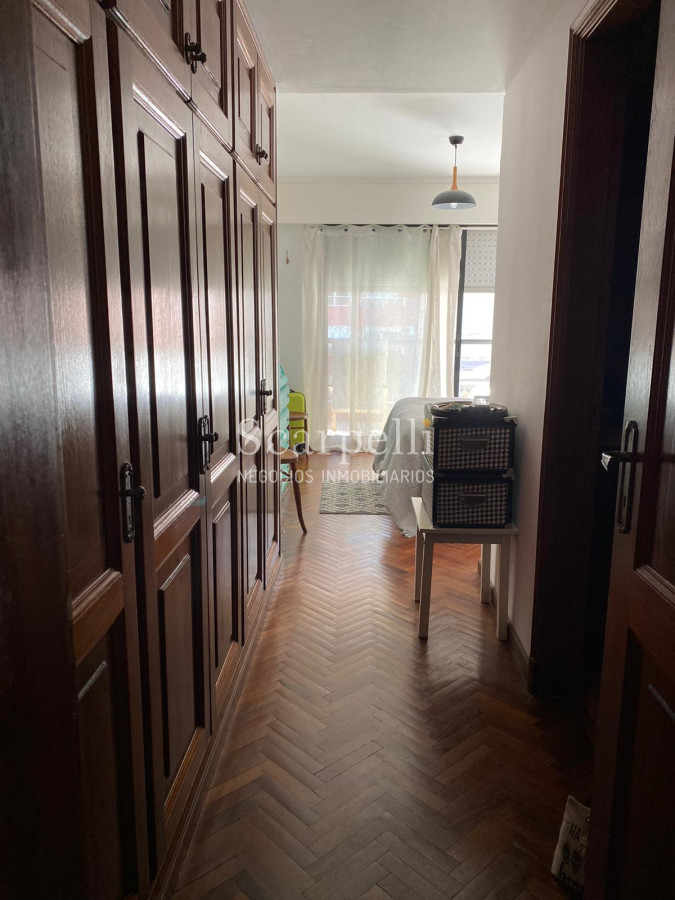 Apartamento ID.31742 - Venta Apartamento Malvin 2 dormitorios 2 baños Cochera Rambla Próximo