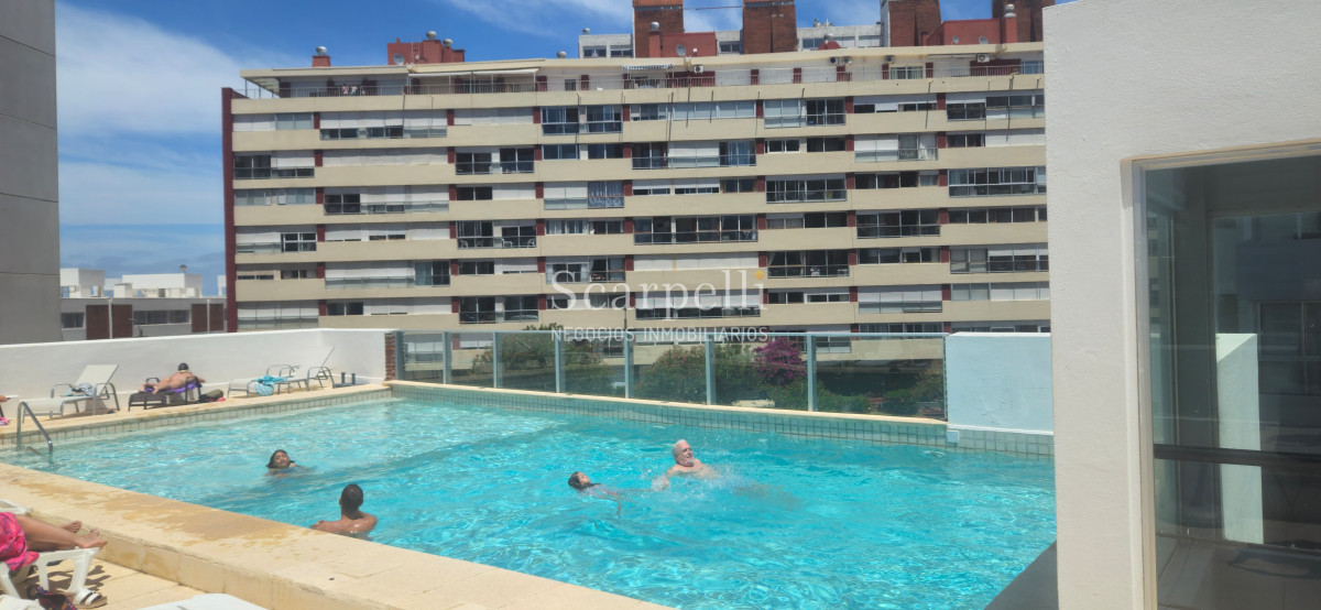Apartamento ID.50384 - VENTA APARTAMENTO PISO ALTO PUNTA DEL ESTE GRAN VISTA