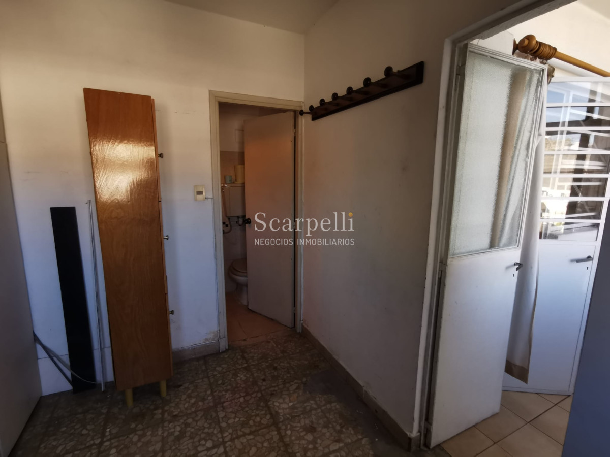 Apartamento ID.32606 - VENTA APARTAMENTO POCITOS 3 DORMITORIOS 2 BAÑOS SERVICIO GARAGE Fco. Soca prox. Av. Rivera.-