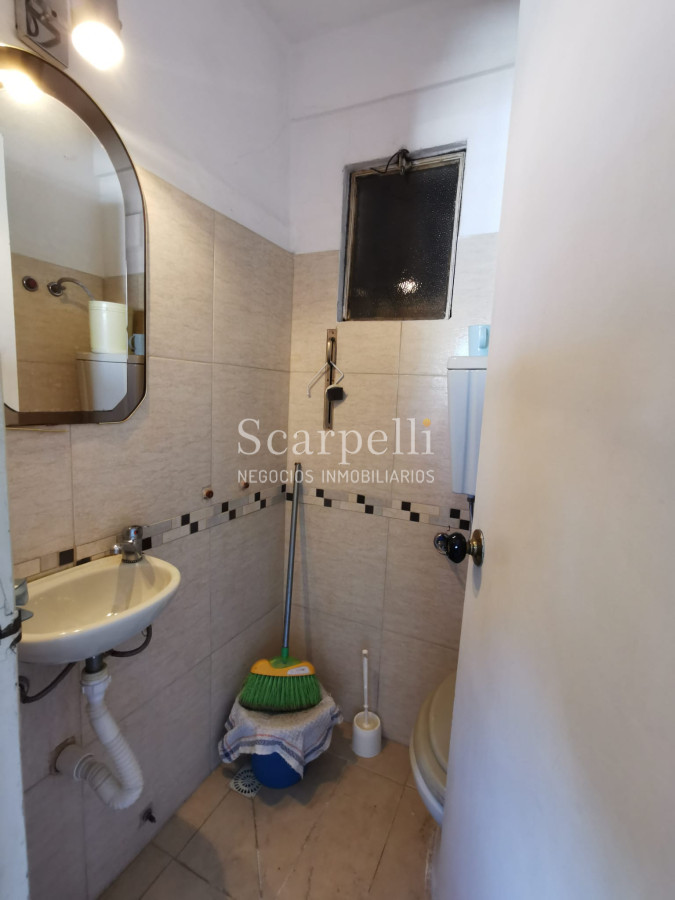 Apartamento ID.32606 - VENTA APARTAMENTO POCITOS 3 DORMITORIOS 2 BAÑOS SERVICIO GARAGE Fco. Soca prox. Av. Rivera.-