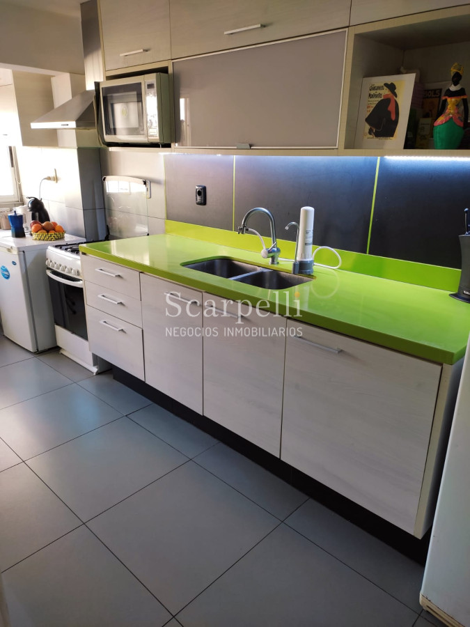 Apartamento ID.33177 - VENTA APARTAMENTO MALVIN  3 DORMITORIOS 2 BAÑOS GARAGE A MTS. RAMBLA