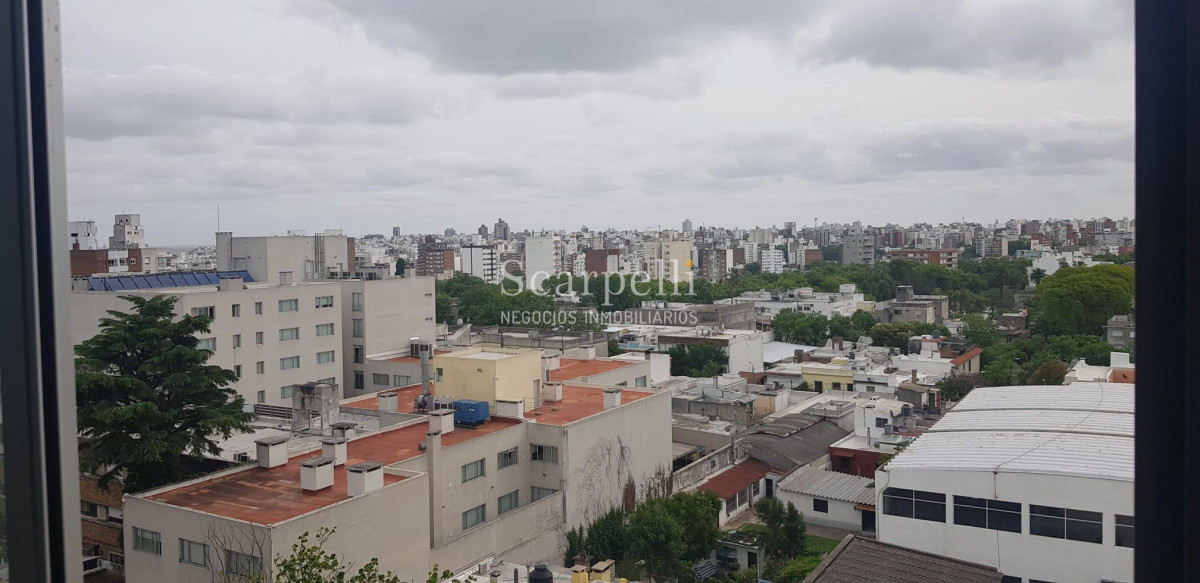 Apartamento ID.33895 - Venta Apartamento Julio César y Av. Rivera prox. Shopping Montevideo con Garage todo al frente
