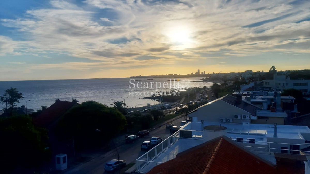 Apartamento ID.35448 - VENTA APARTAMENTO PUNTA GORDA VISTA INMEJORABLE 3 DORMITORIOS BAÑO COCHERA RECICLADO A NUEVO
