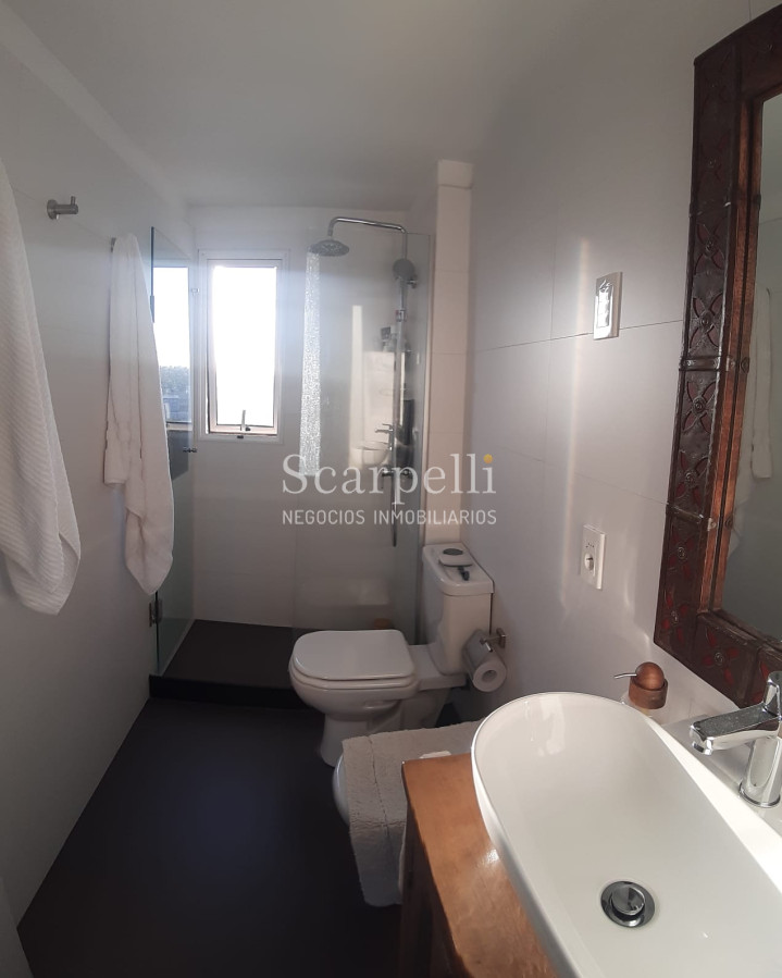 Apartamento ID.35448 - VENTA APARTAMENTO PUNTA GORDA VISTA INMEJORABLE 3 DORMITORIOS BAÑO COCHERA RECICLADO A NUEVO