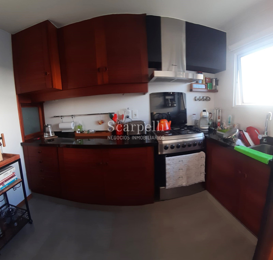 Apartamento ID.35448 - VENTA APARTAMENTO PUNTA GORDA VISTA INMEJORABLE 3 DORMITORIOS BAÑO COCHERA RECICLADO A NUEVO