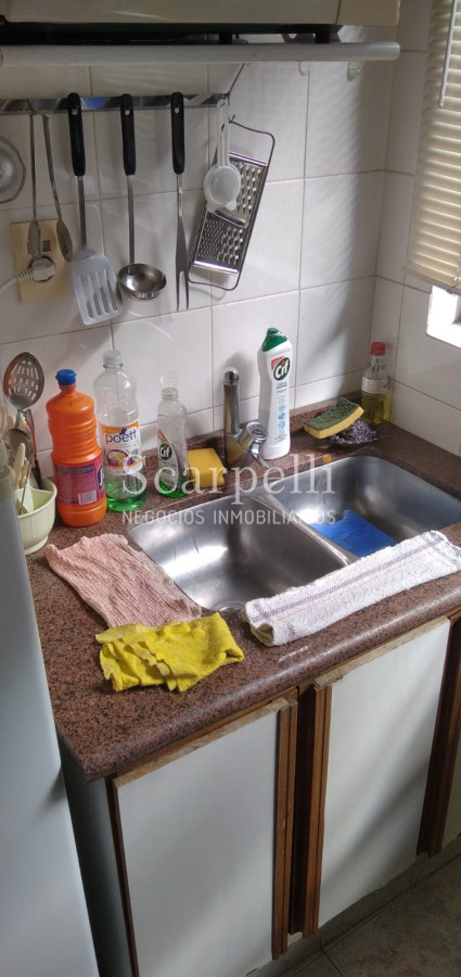 Apartamento ID.35888 - ALQUILER ANUAL APARTAMENTO PUNTA DEL ESTE PROXIMO PENÍNSULA 3 DORMITORIOS SERVICIO COMPLETO GRAN TERRAZA & BARBACOA + COCHERA.-