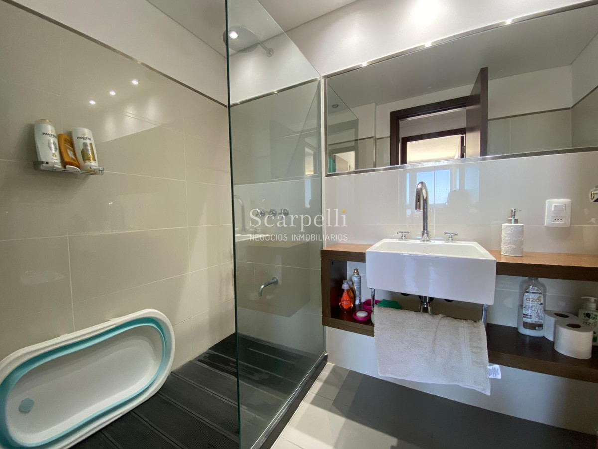 Apartamento ID.35955 - VENTA APARTAMENTO CARRASCO ESTE AV. DE LAS  AMÉRICAS ESTRENA IMPRESIONANTE VISTA PISO ALTO