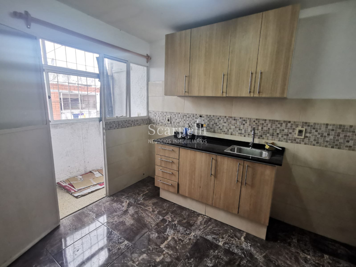 Apartamento ID.36358 - Sayago: Muy Próximo a Millán y Molinos de Raffo: 3er. Piso por escalera Impecable pronto para mudarse.-