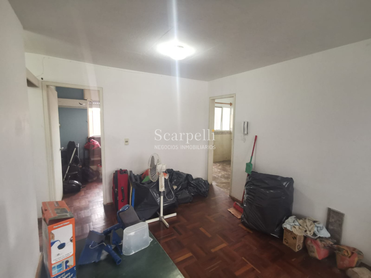 Apartamento ID.36358 - Sayago: Muy Próximo a Millán y Molinos de Raffo: 3er. Piso por escalera Impecable pronto para mudarse.-